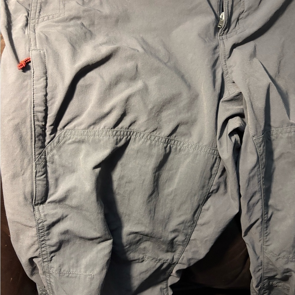 REI CO OP Men's Dark Gray Cargo Pants 40X30 Pockets Tactical - Picture 3 of 9